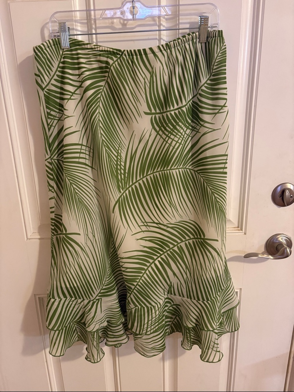 💕Hearts of Palm Green Palm Leaf Ruffle Hem Midi Skirt💕